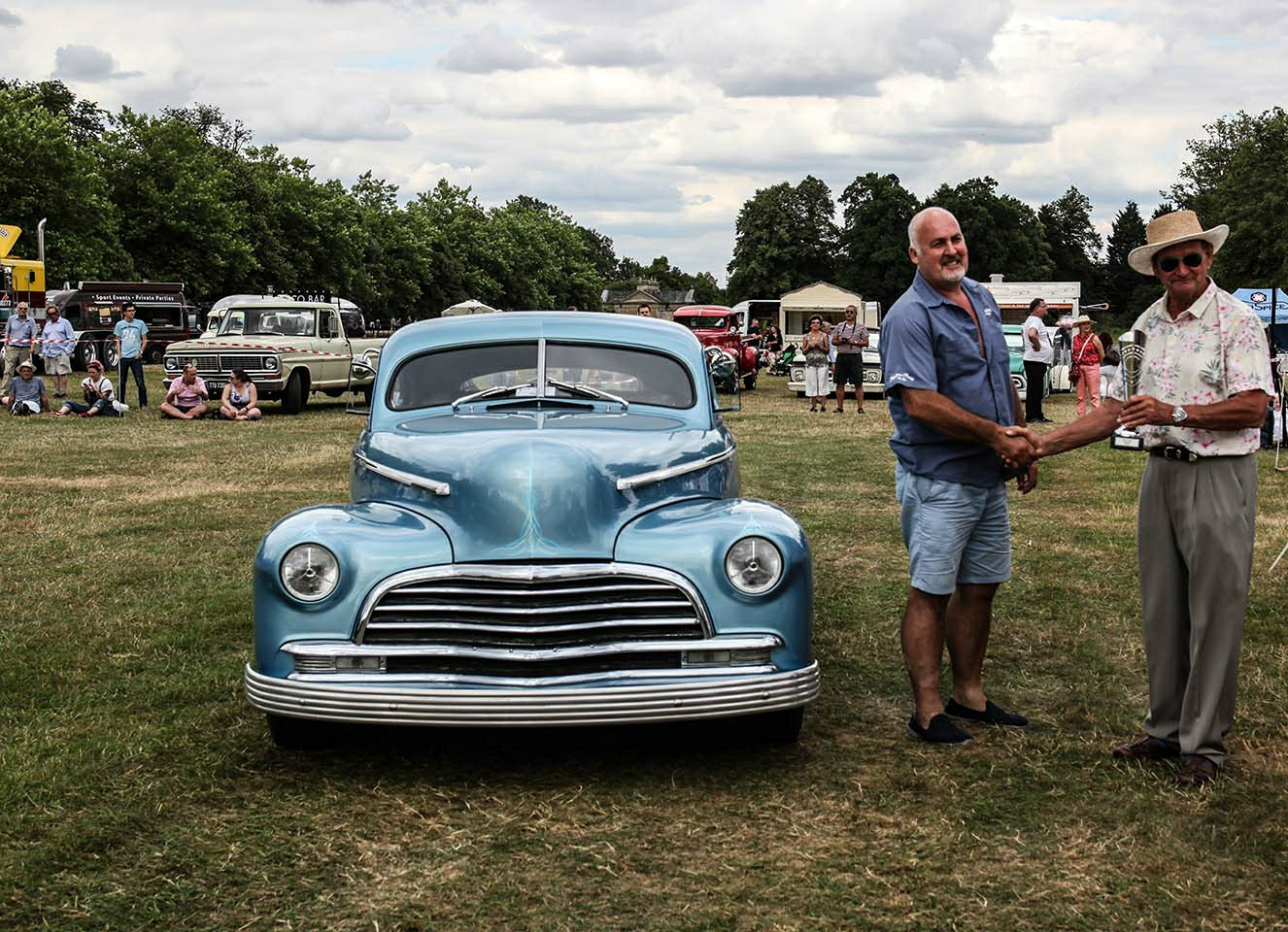 Truman Class (1942 - 49) -- 1946 Chevrolet Style Master (Hot Rod) - Bruce Kinnear